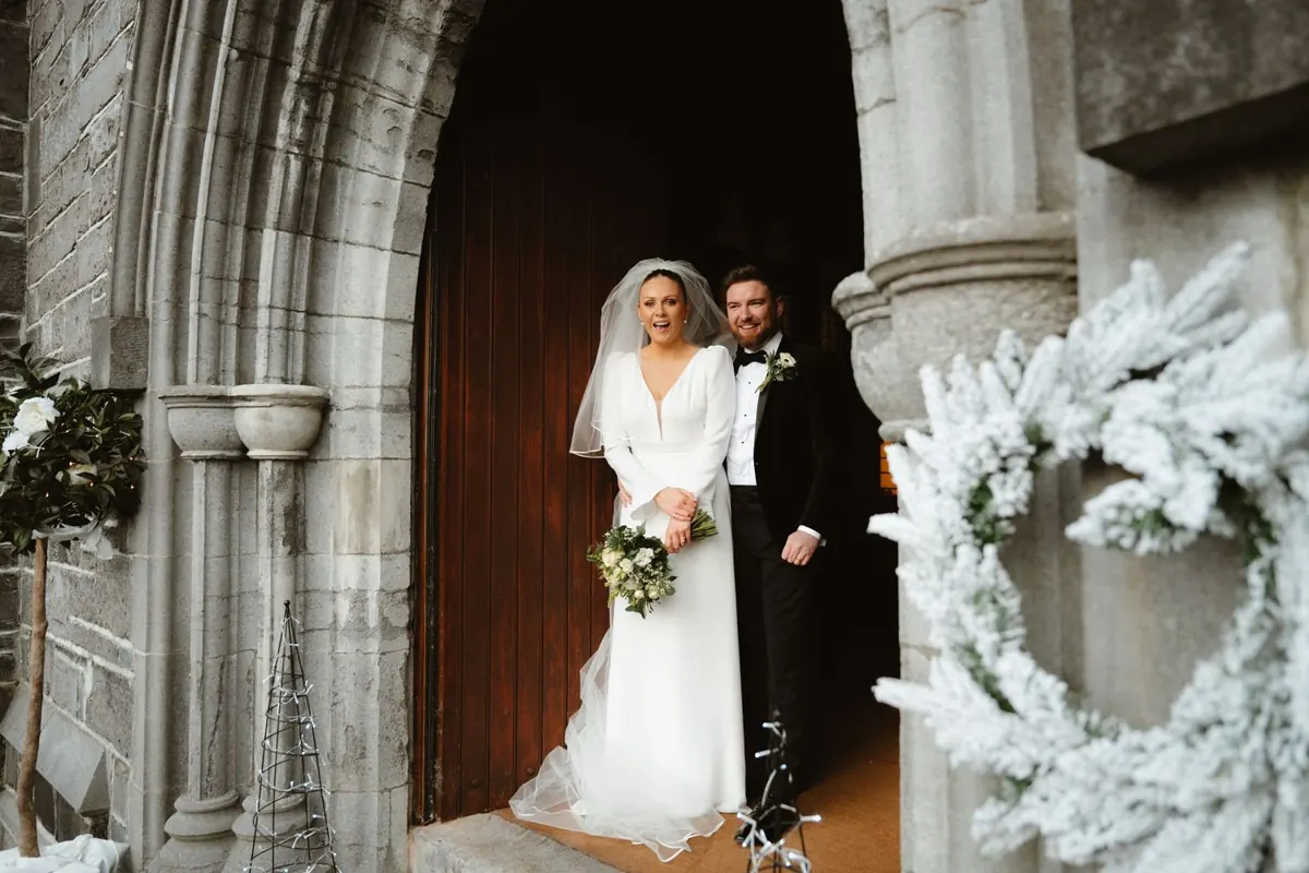 Lucy & Barry’s Winter Wedding at Clonabreany House