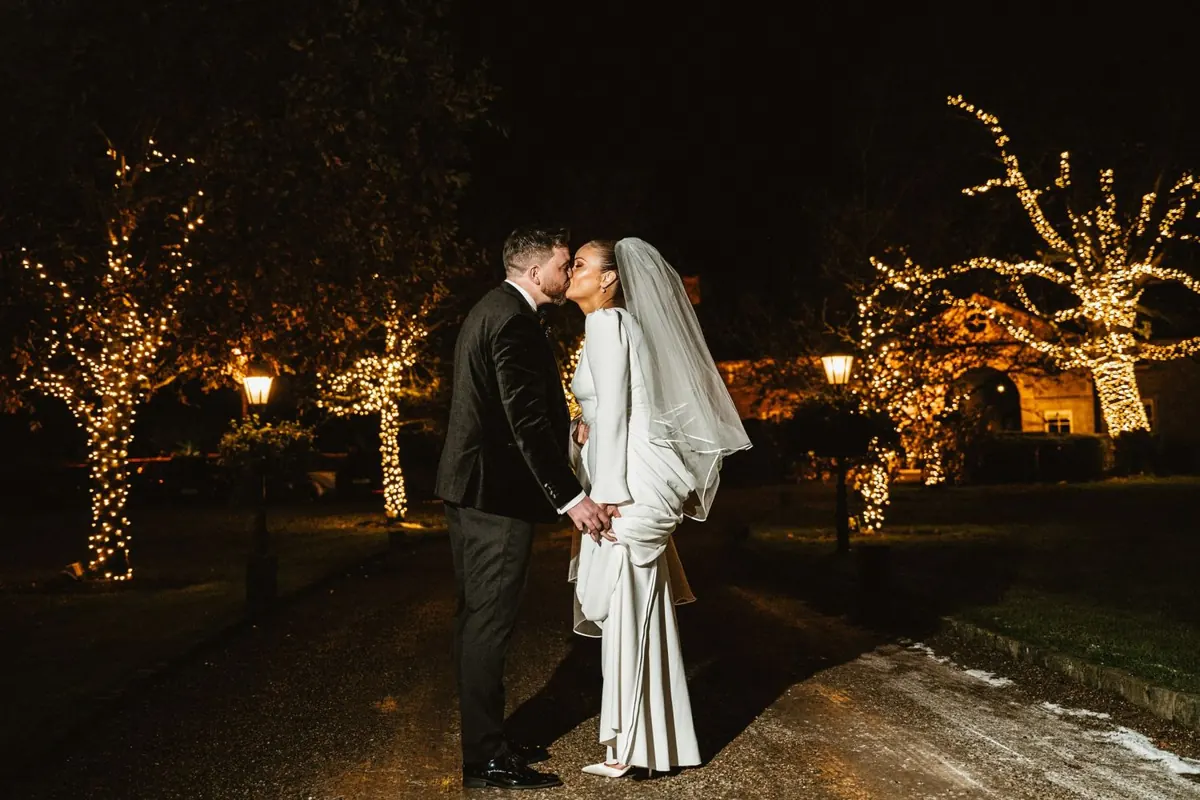Lucy & Barry’s Winter Wedding at Clonabreany House