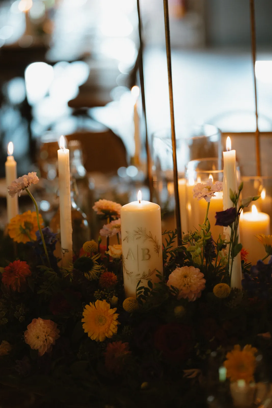 Candles and flowers on the reception table