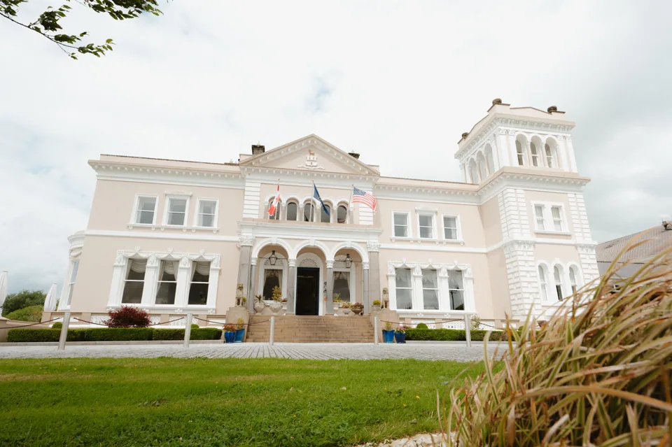The front of Manor House Country Hotel