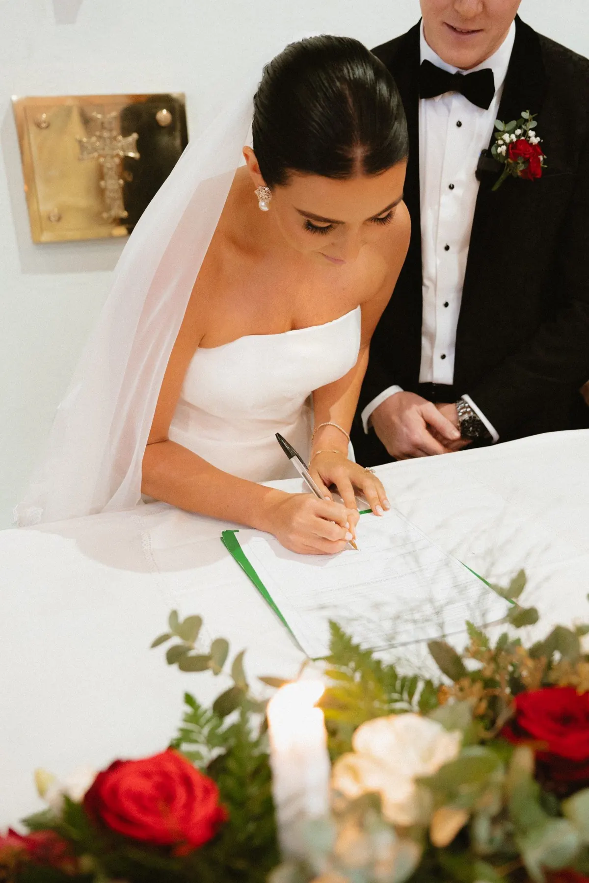 Aisling & Hugh’s Christmas Wedding in Doolin